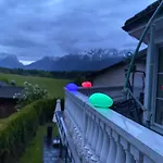 Modernes Alpenapartment mit Sauna Wintergarten und Pool